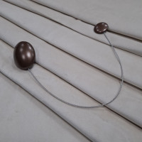 Магнит для штор Овал коричневый