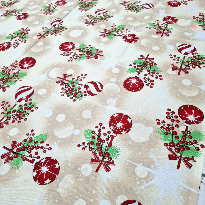 Новорічна тканина для скатертини Іграшки бежевий 493391