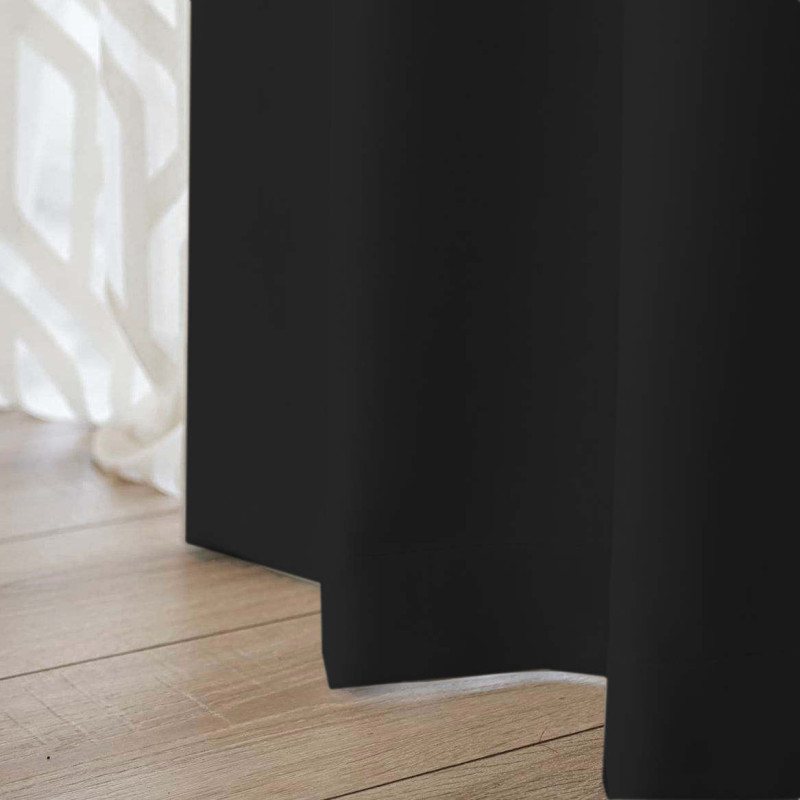 Комплект штор блекаут Ares чорний 150*270 см 3007768