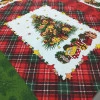 Ткань для скатерти Новогодний венок купон 788681